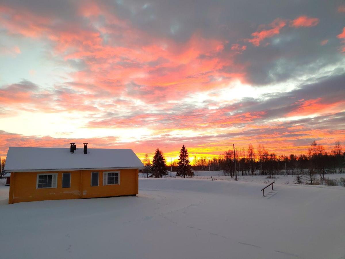 Ullan Kyla Hotel Kittila  Bagian luar foto