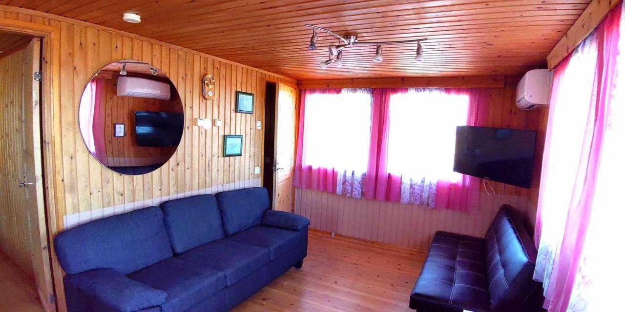 Ullan Kyla Hotel Kittila  Bagian luar foto